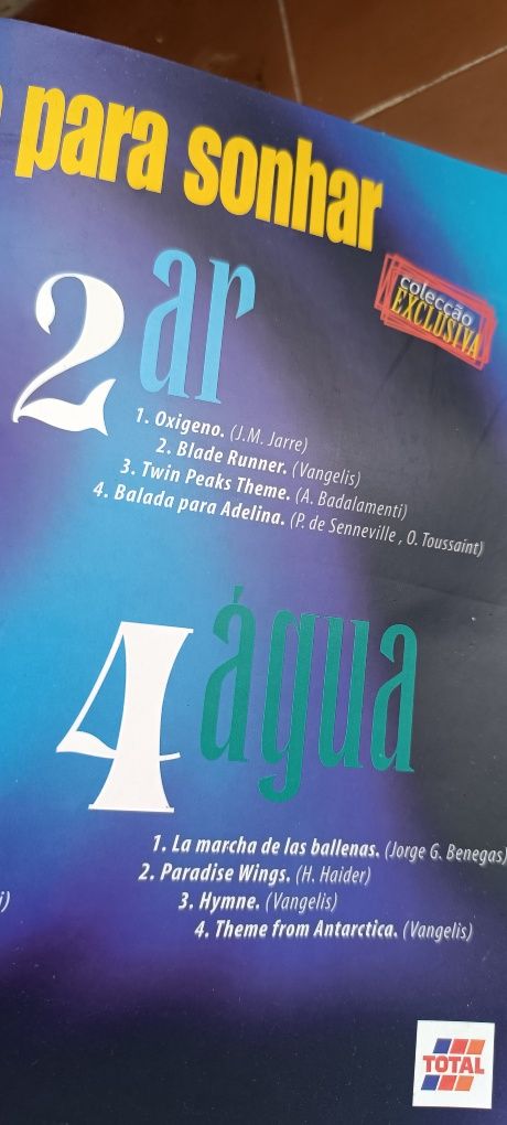 4 CDs música Ar, Terra, Sol e Água. Usados