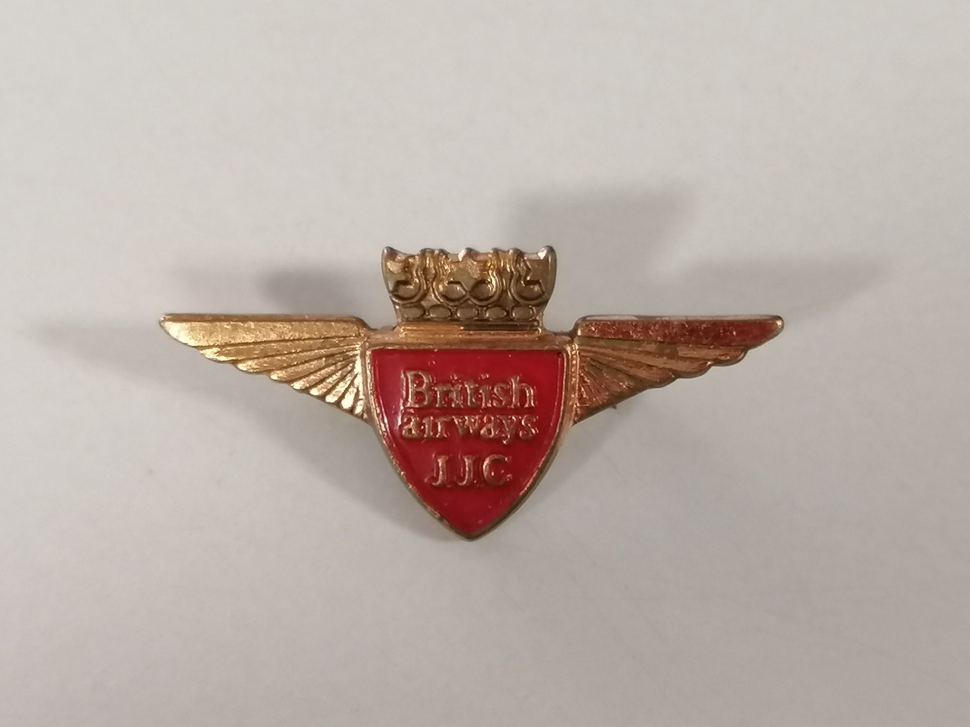 Alfinete antigo da companhia aérea inglesa, British Airlines