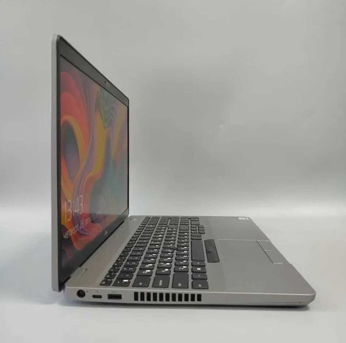 Ноутбук DELL 15"/Core i5-8250/SSD 256GB/8GB/Отличное Состояние/