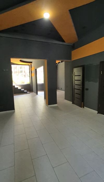 Комерційне приміщення. ЖК Парк Таун.