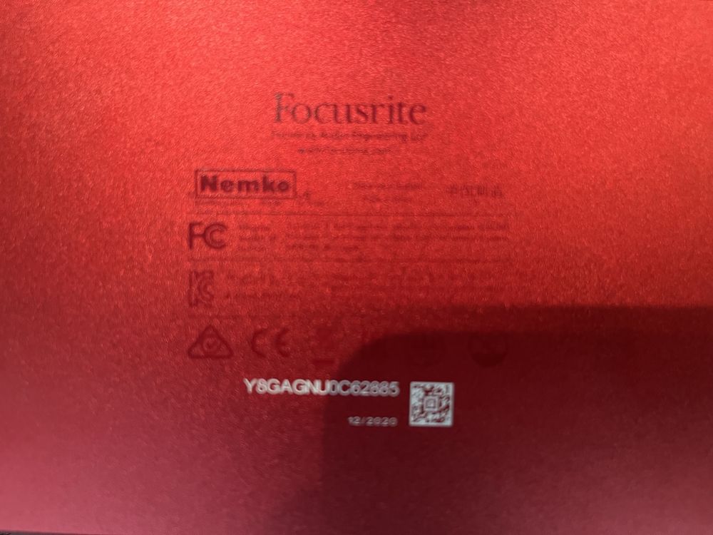 USB аудіоінтерфейс Focusrite Scarlett 2i2 3rd Gen, в идеальном сост.