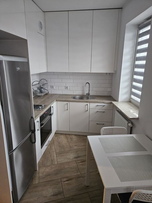 Wynajmę kawalerkę Nowy Świat 17