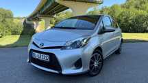 Toyota Yaris 130 Tys Przebiegu Oryginał Hybrid Klima Kamera Automat Niemcy
