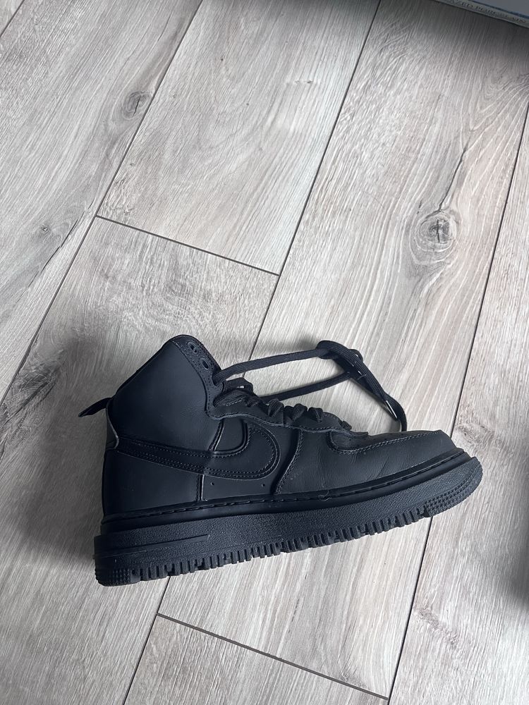 Ботинки nike идеальное состояние