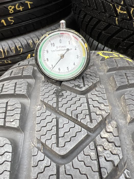 #Opona pirelli 215/45/16 pojedynka