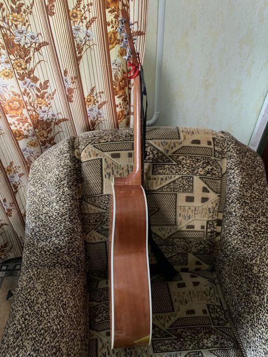 yamaha f370 акустична гітара