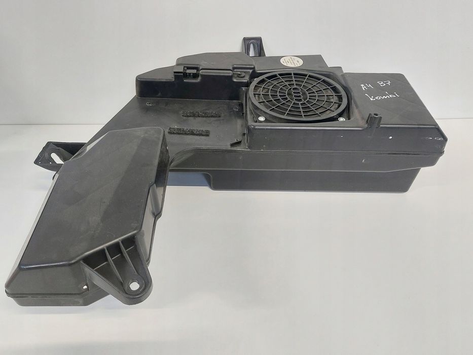 Głośnik Basowy Subwoofer Audi A4 B7 8E9 Kombi 8E9035382D