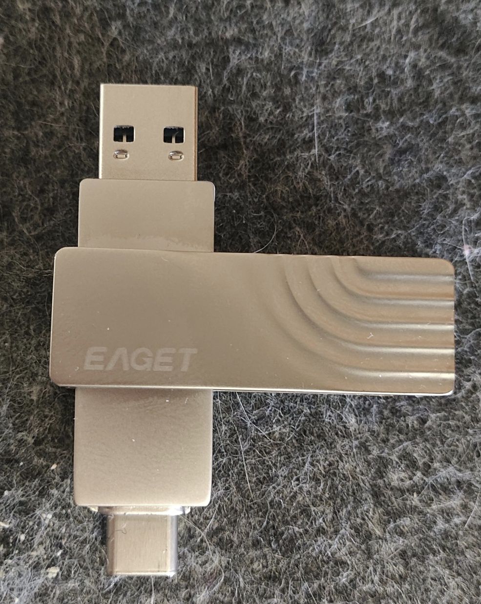 Флешка 1Тб EAGET CF30 USB 3.2 Type-c оригинал 1Tb