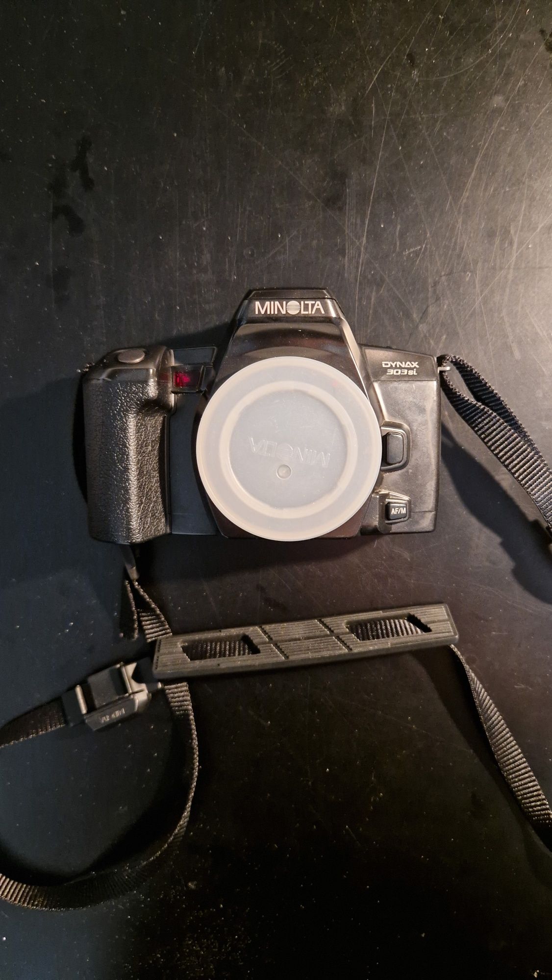 Aparat Minolta DYNAX 303si