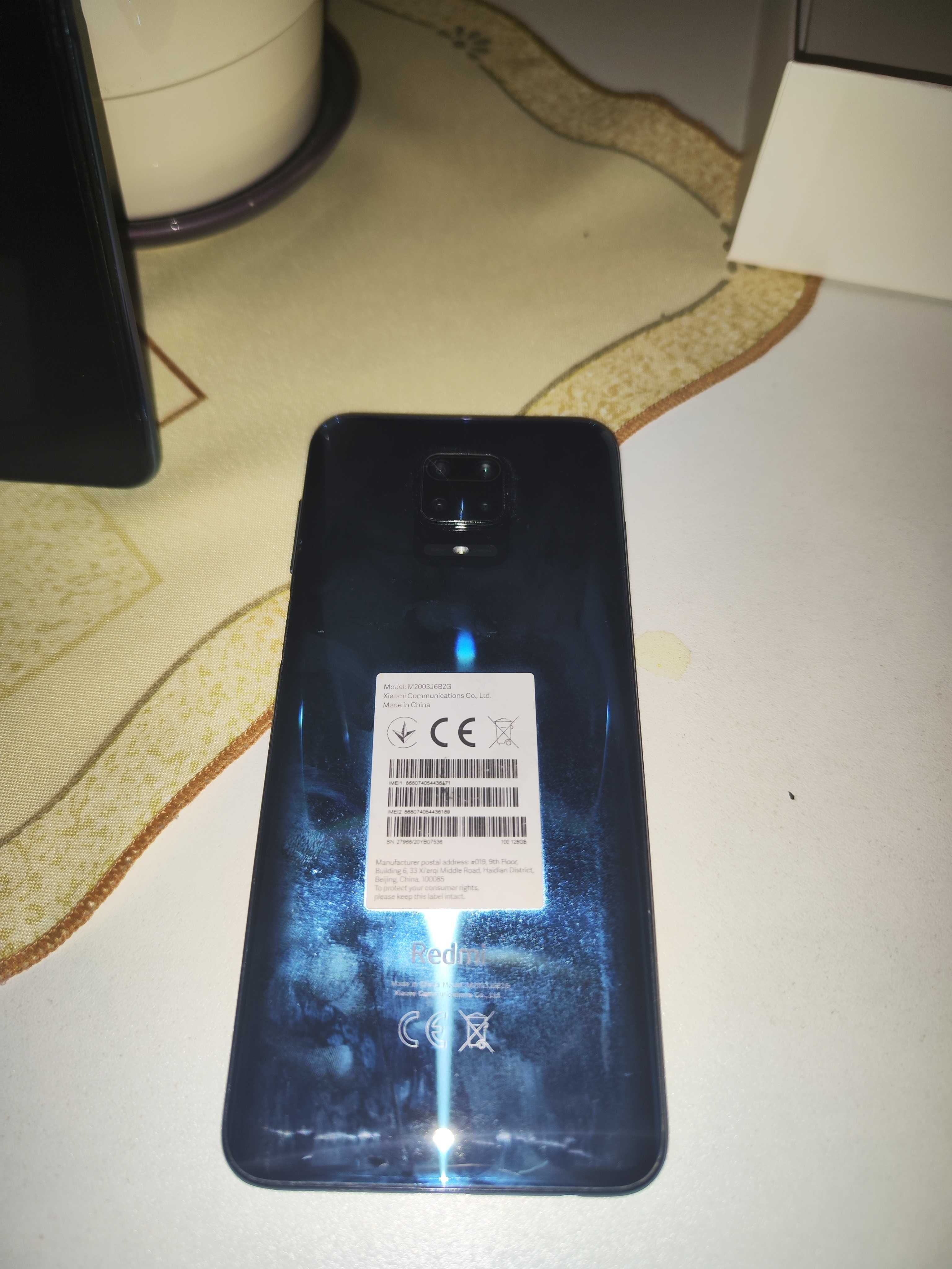 Dwa telefony Redmi Note 9 Pro