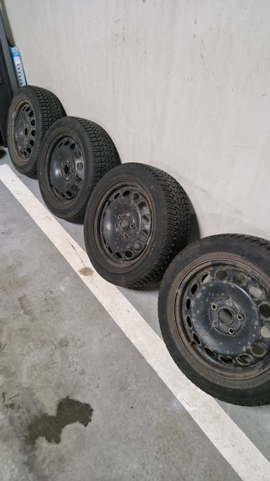 Felgi stalowe z oponami zimowymi vw jetta golf mk5 5x112