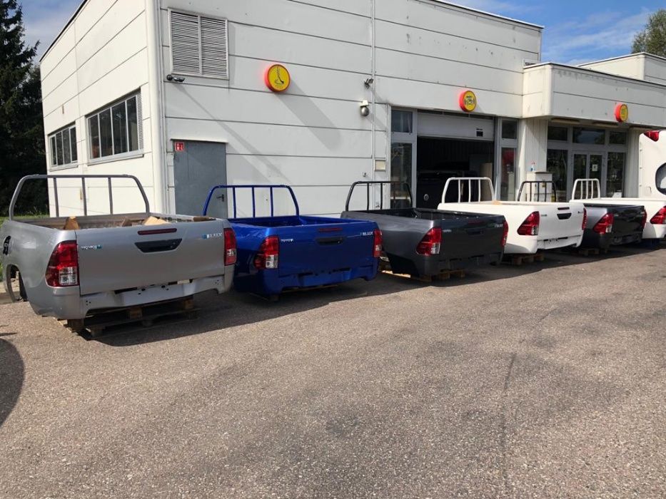 Skrzynia ładunkowa paka Toyota Hilux 1.5 cab