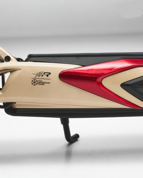 Mv Agusta - Serie Oro - trotinete elétrica