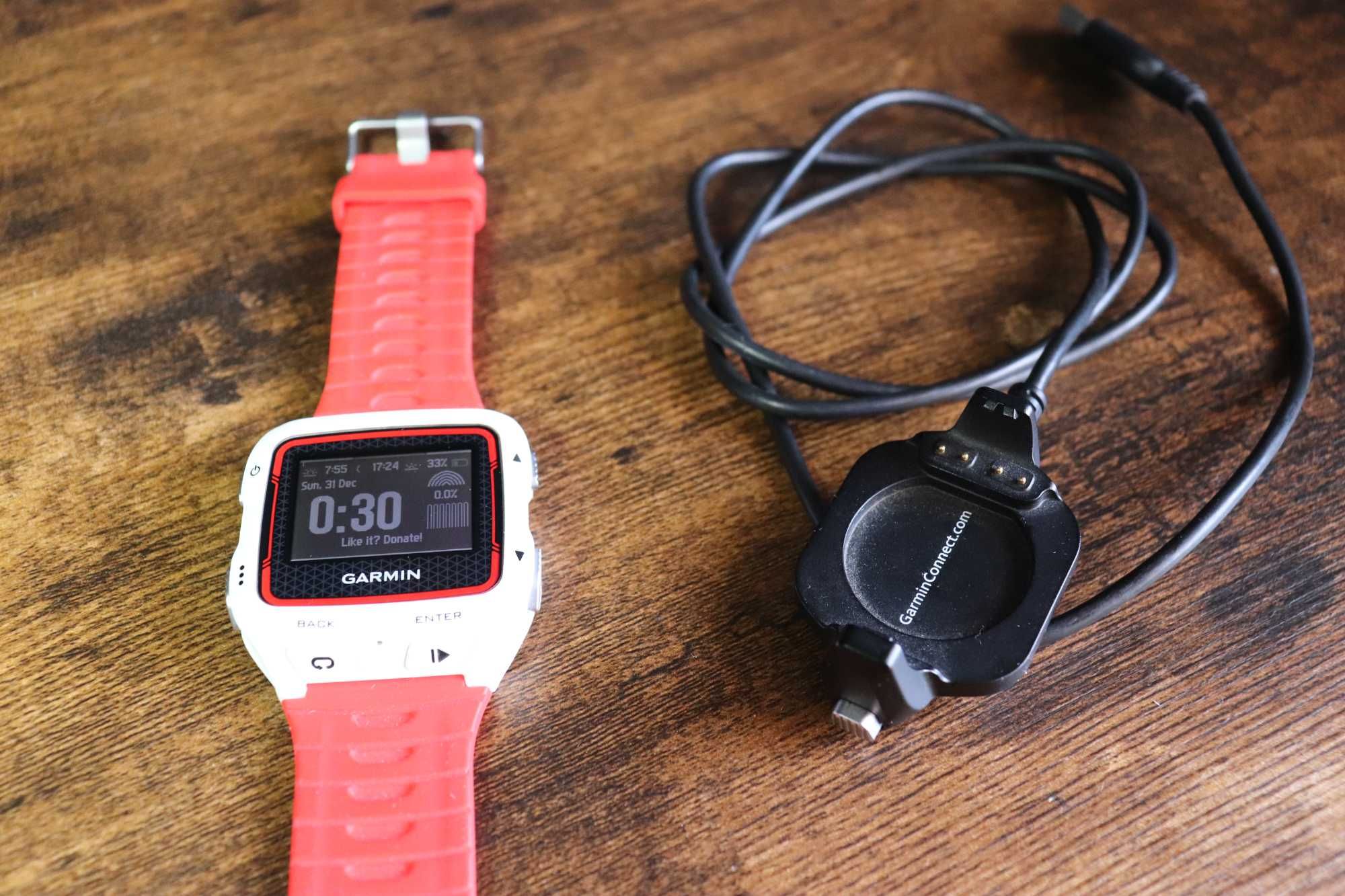 Garmin Forerunner 920XT White/Red - Carregador Incluído
