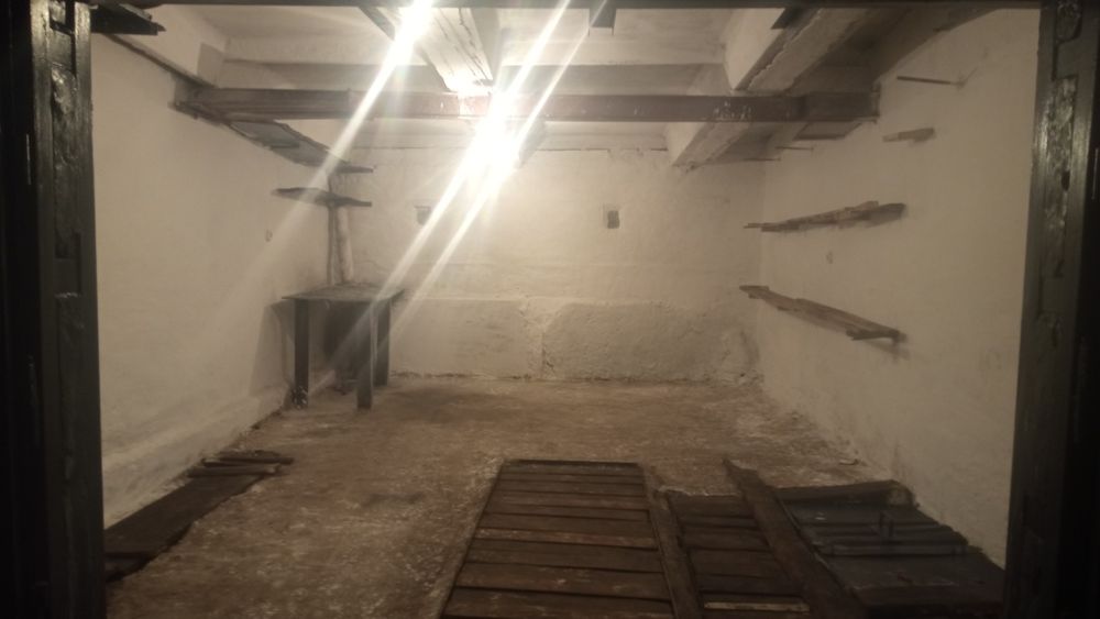 Здам гараж в ГК-9а в аренду.