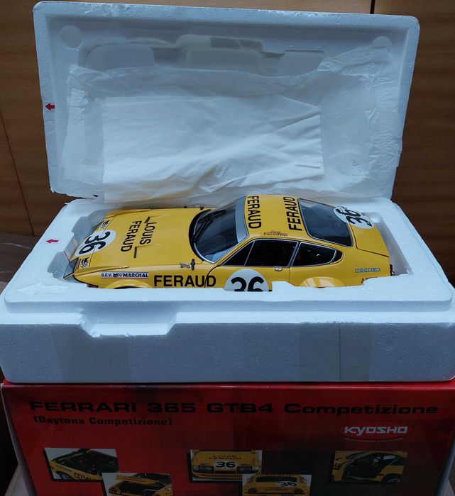 Miniatura Ferrari 365 GTB/4 #36 24h LM 1972 Kyosho 1:18