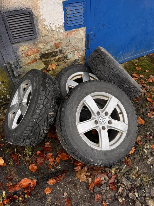 Колеса 5x120 , 205/65/r16 Nokian Hakkapeliitta C3