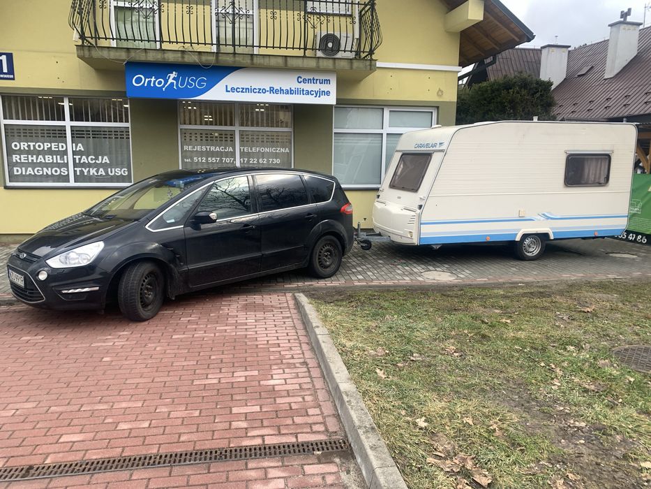 Lekka przyczepa kempingowa Caravelair 900 kg – gotowa do sezonu