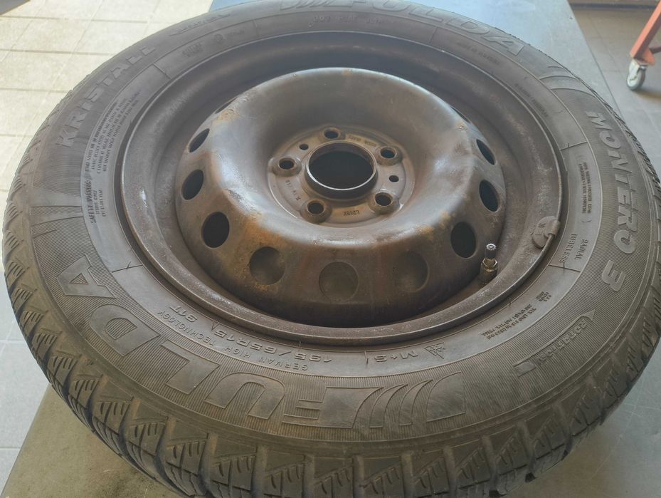 Koła zimowe Fulda Montero 3 195/65 R15 na felgach stalowych 5x114,3