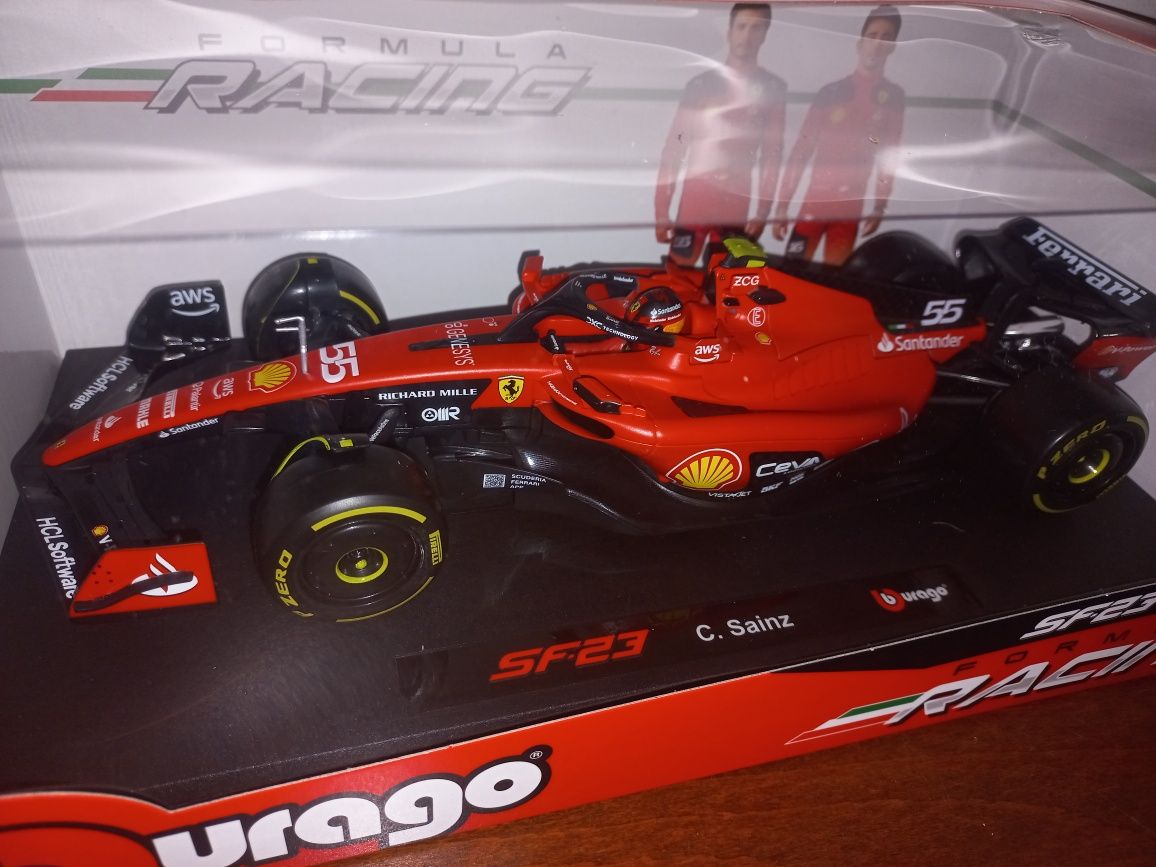 Bburago bolid Ferrari Racing SF23, C. Sainz, skala 1:18