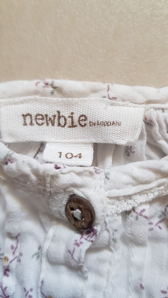Bluzka newbie rozmiar 104
