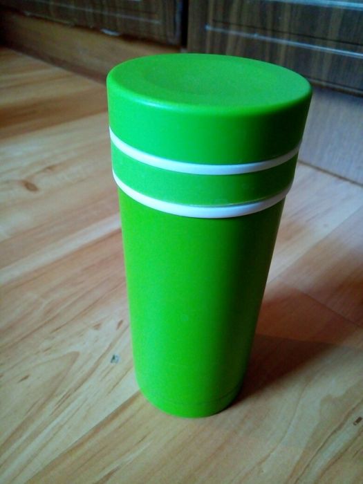 Термос 0,35 литра новый