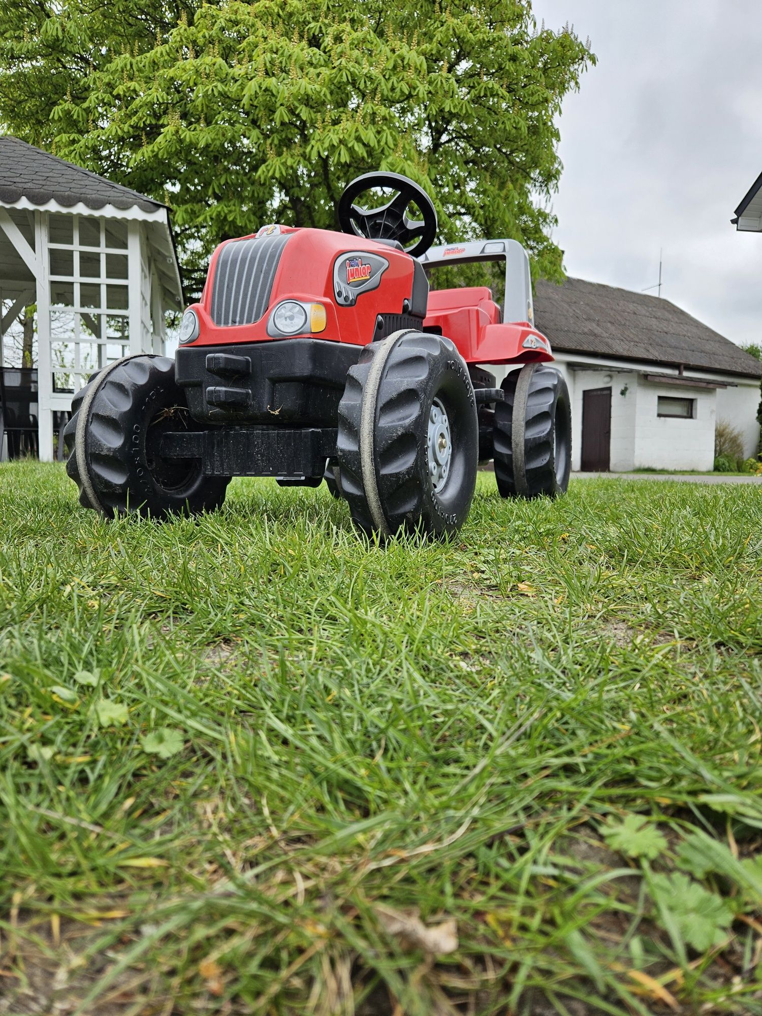 Traktorek Rolly Toys na pedały