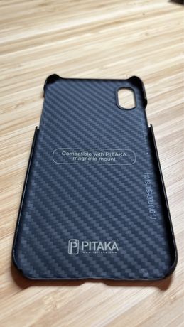 Capa Pitaka | Iphone XS | Carbono