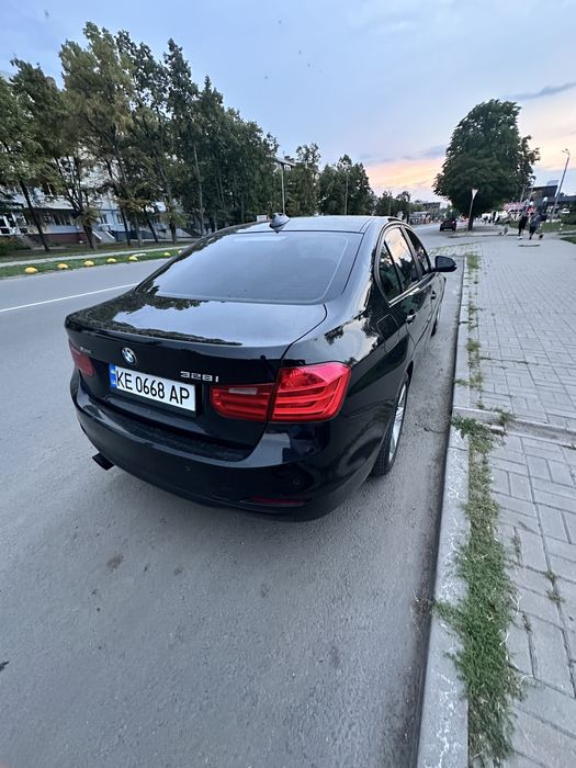 Продам бмв ф30 328 xdrive