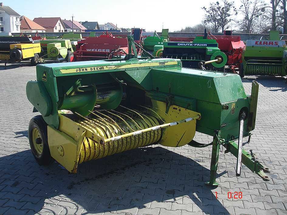 Пресс подборщик John Deere 330 (Тюкопрес, Прес підбирач)