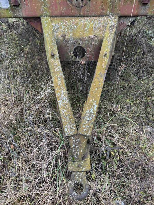 Прицеп тракторний