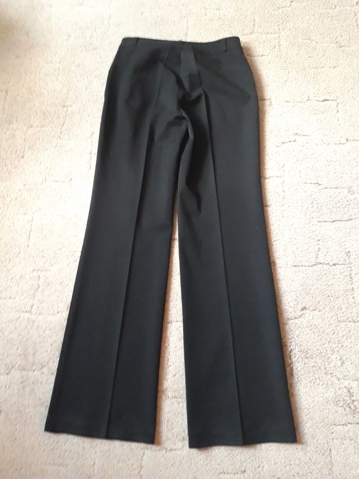 Классические женские черные брюки в хорошем состоянии, L
