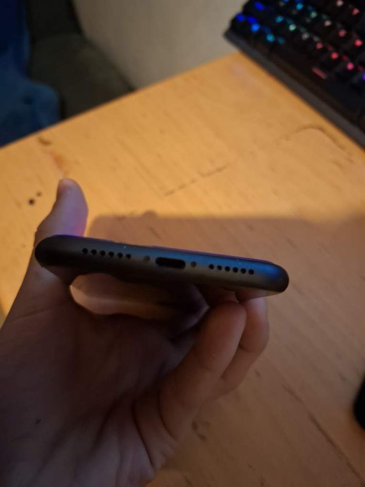Iphone 11 bez blokad sprzedam lub zamienie