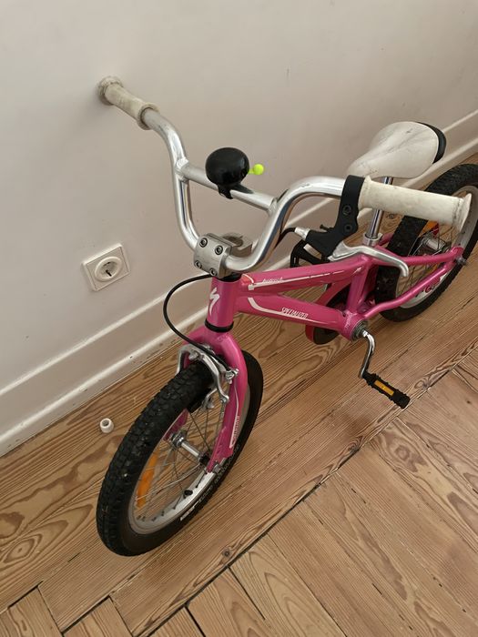 Bicicleta criança Specialized