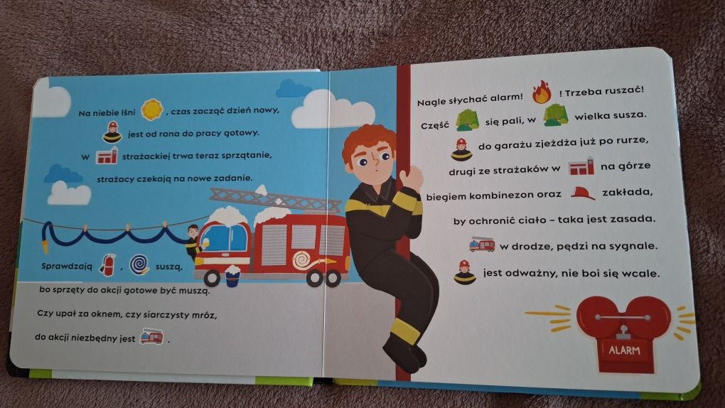 Bajki obrazkowe Pojazdy czytam i poznaję nowe słowa książka kartonowa