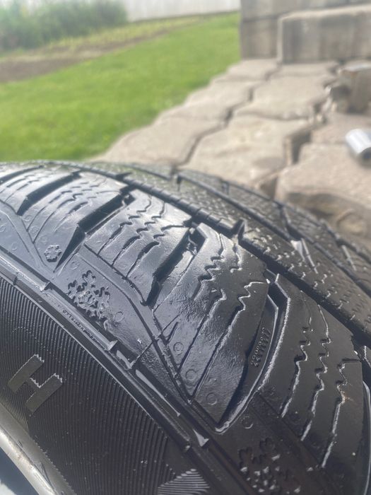 Oryginalne alufelgi BMW 16” + opony zimowe