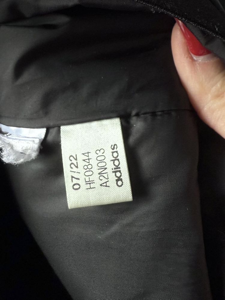 Спортивна безрукавка adidas TERREX ( розмір с )