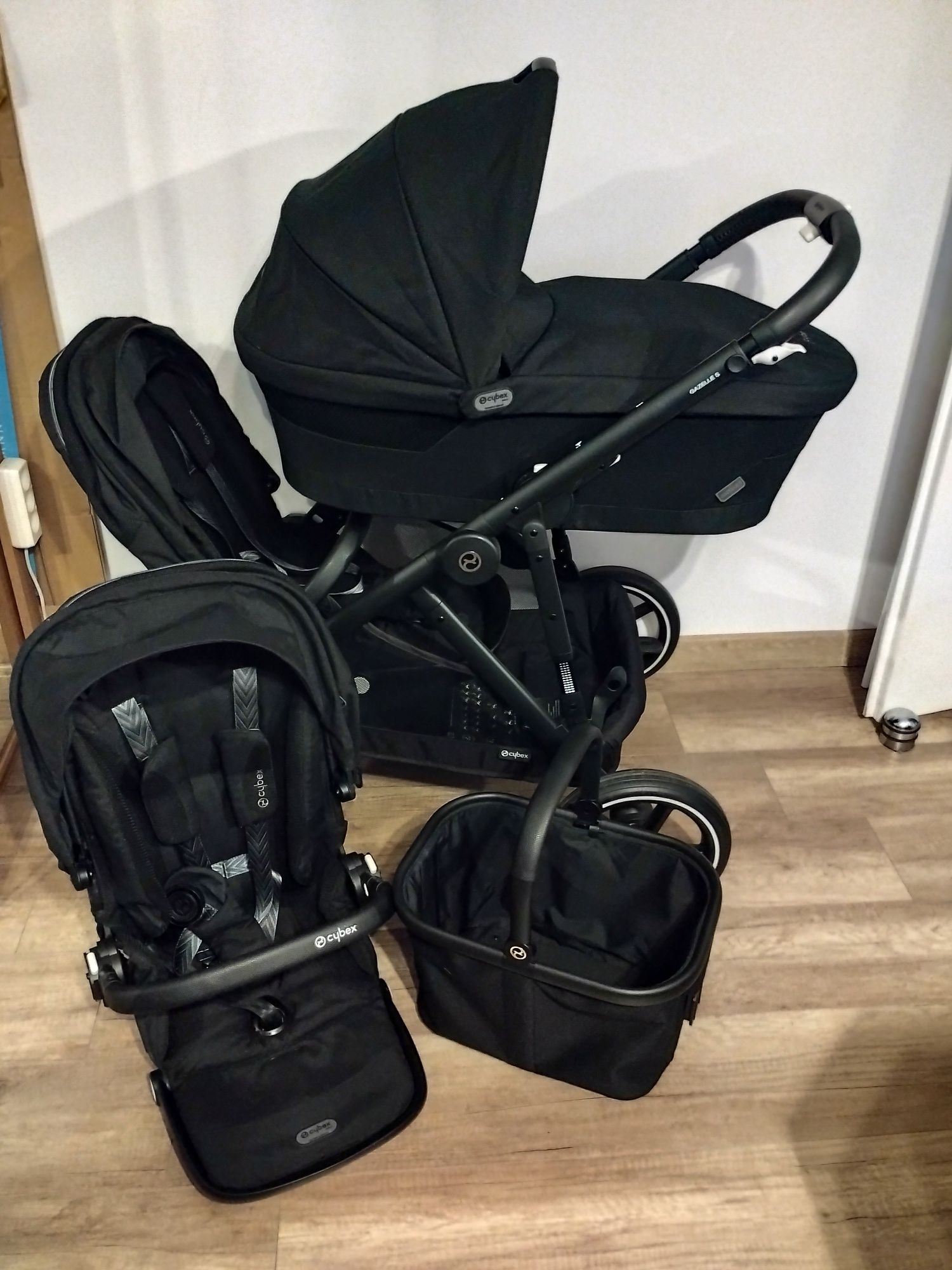 Cybex Gazella S 2024- rok po roku-bliźniaczy