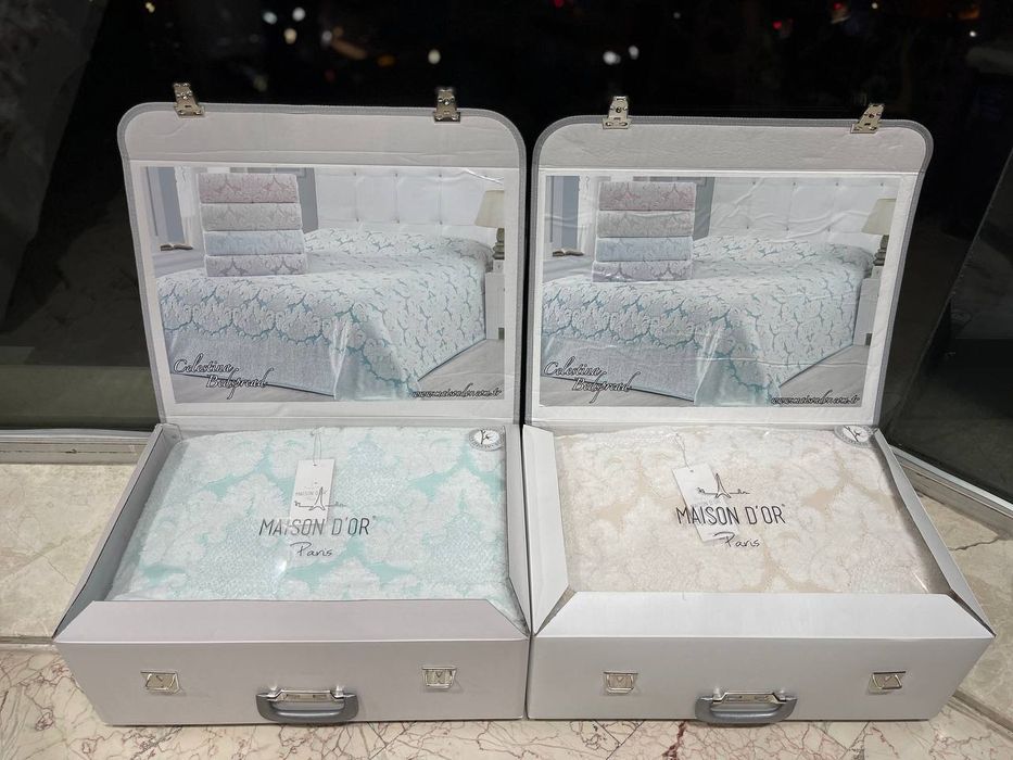 Махровые покрывала Maison D'or Celestina 220*240 жаккард