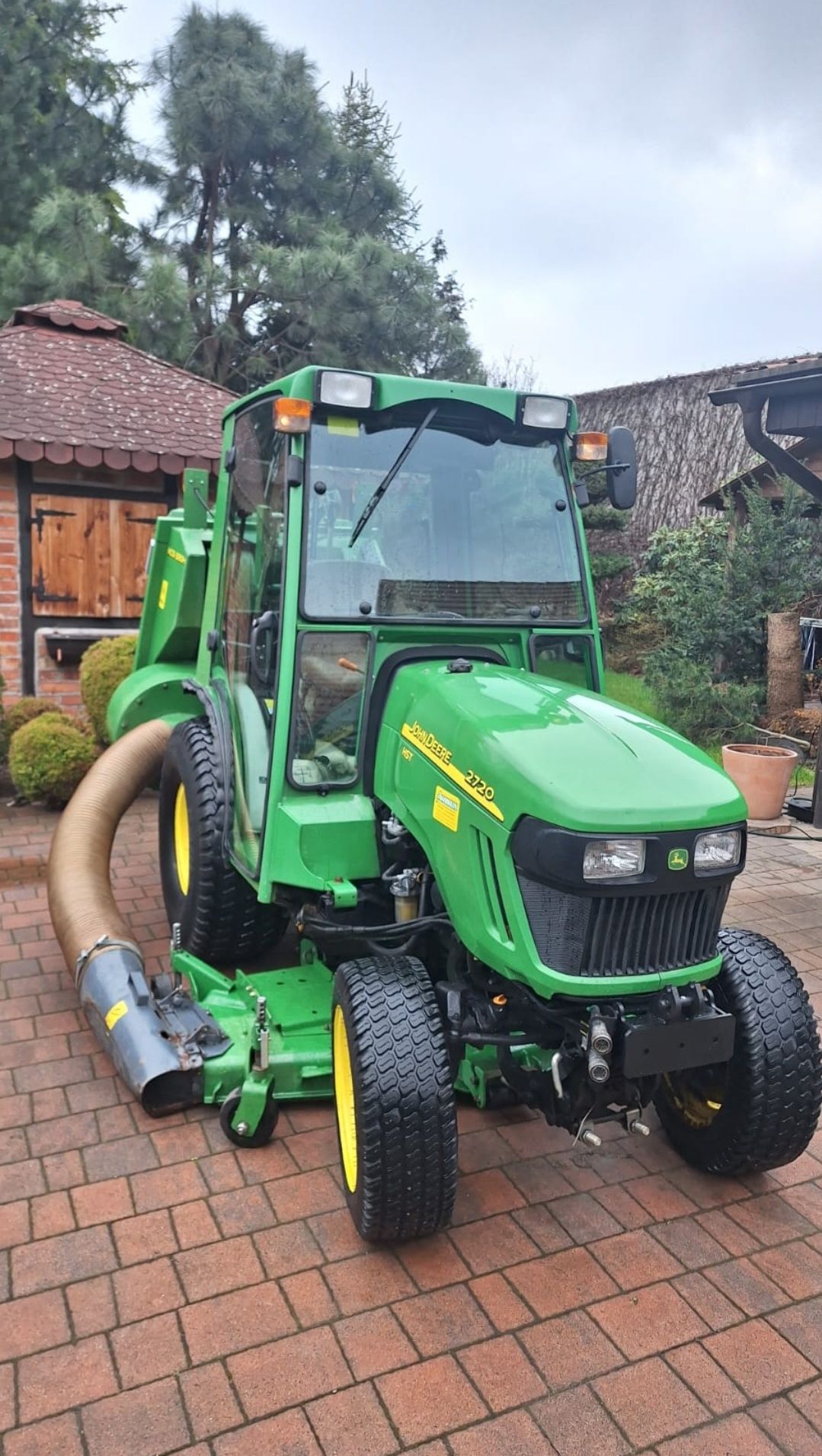 Kosiarka Traktorek John Deere 2720 odkurzacz 4x4