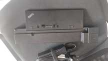 Lenovo Thinkpad Workstation Dock 
Type 40A5 20V 11500mA 
Com cabo de a