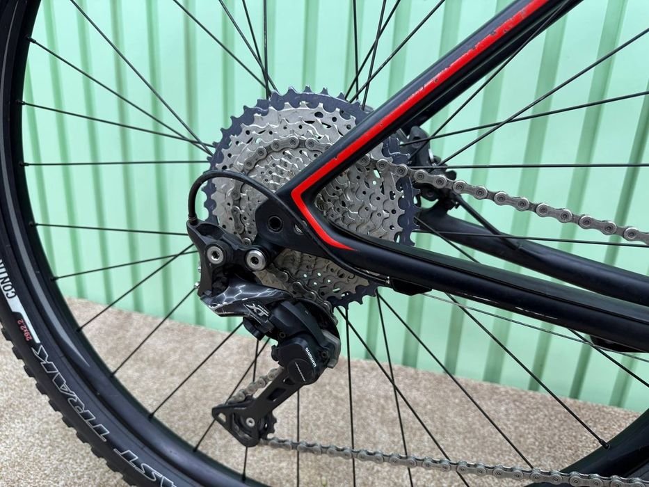 Карбоновий гірський велосипед Specialized Epic Comp Carbon 2017рік