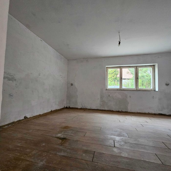 Mieszkanie 37,90 m2,parter Kwiatów.