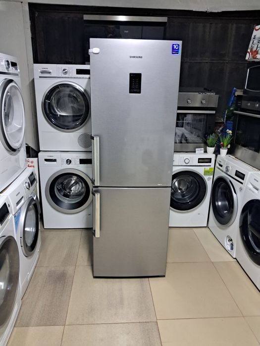 Холодильник Samsung на 286 л та енергоефективністю А+++ NoFrost