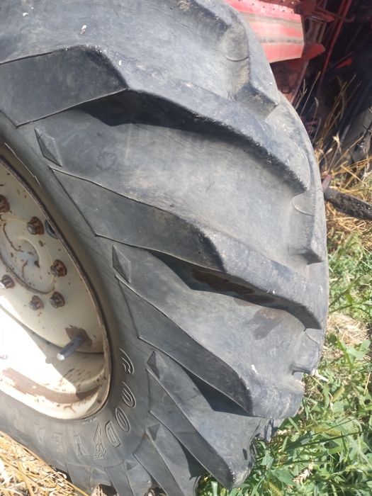 Колесо 16.9/14х28 Інтарнаціонал