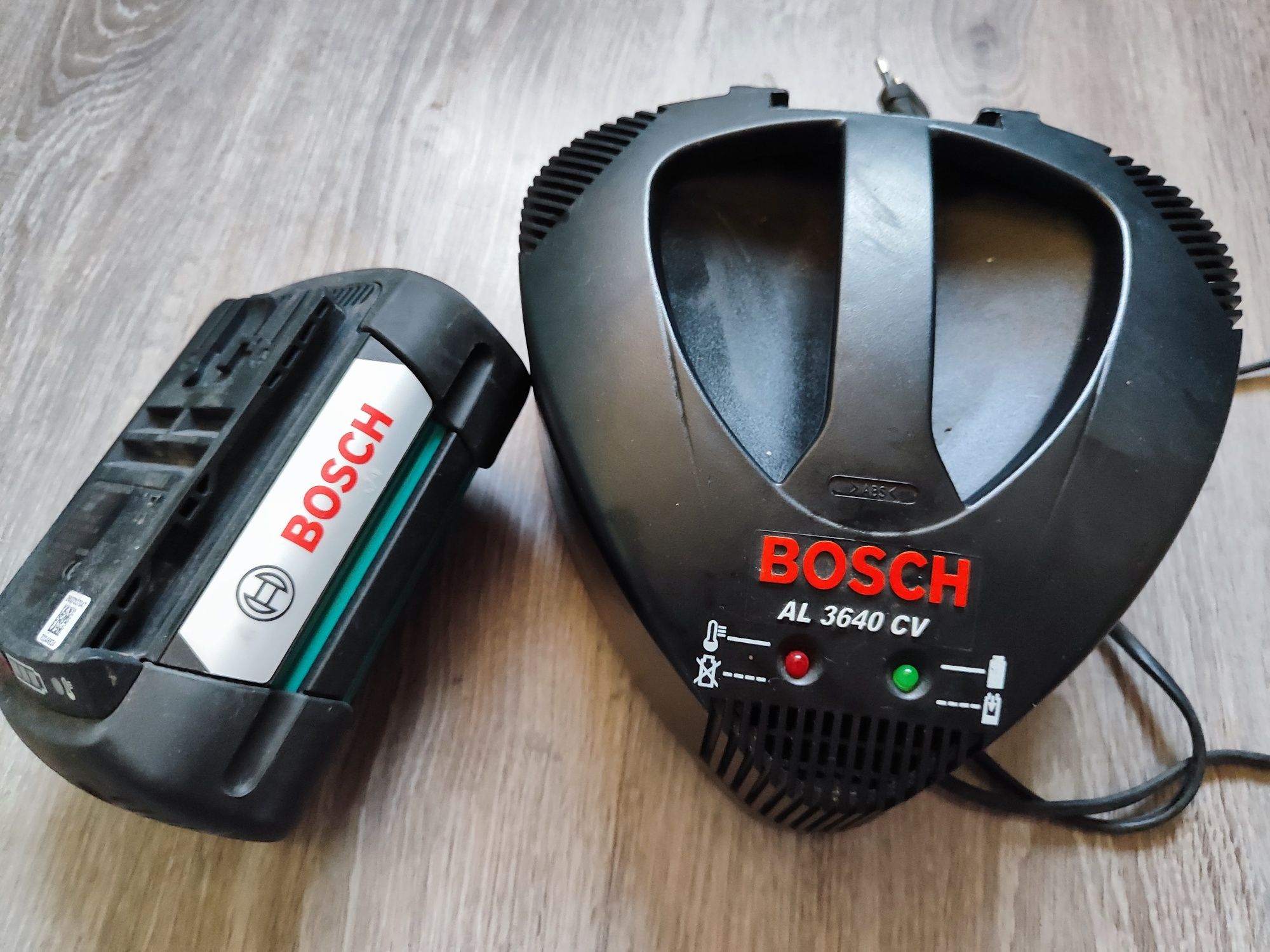 Акумуляторна батарея Bosch для газонокосарки