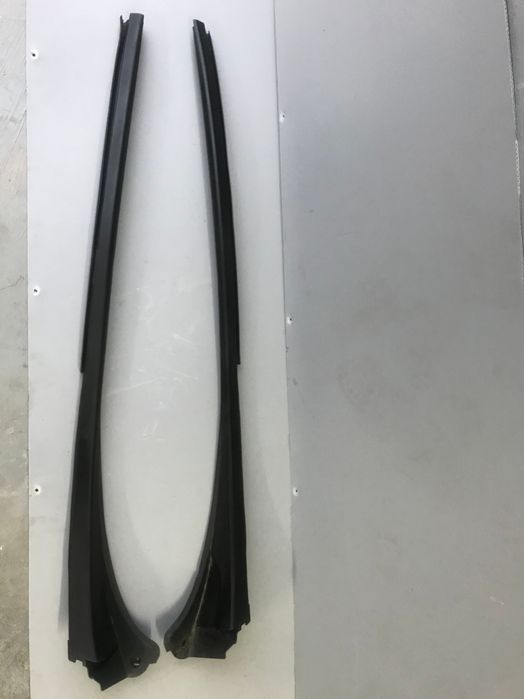 listwa szyby czołowej przedniej prawa lewa  trafic iii vivaro talento