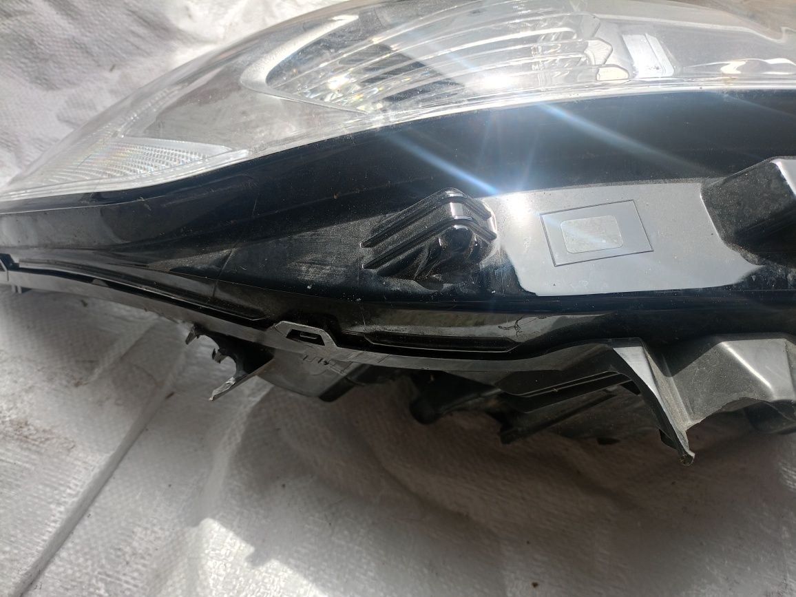 Lampa prawy przód ford mondeo mk5 Europa