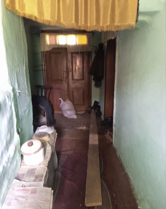 Продаж гарного будинку та земельної ділянки