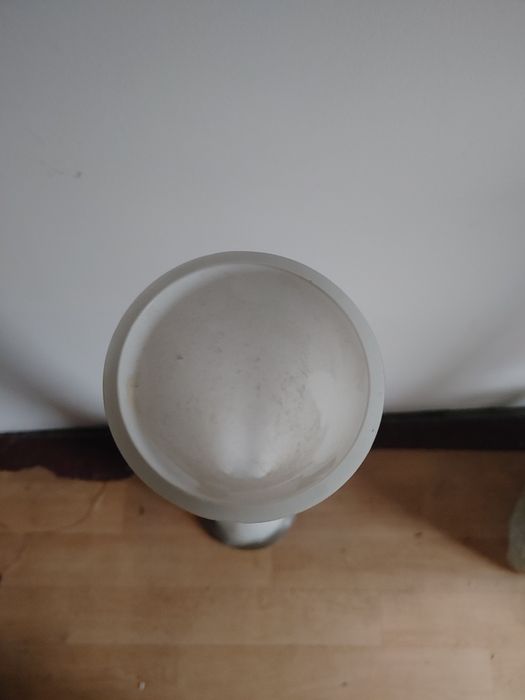 Duży biały wazon podłogowy